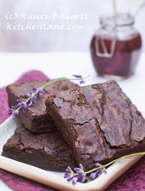 Image raspberrylavenderbrownies